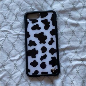 wildflower iphone 7+/8+ cow print case